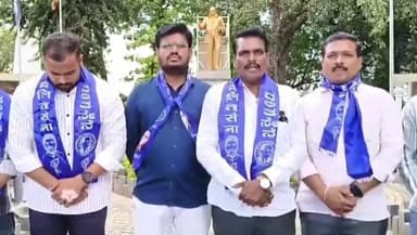 ಕಲಬುರಗಿ: ಪ್ರಿಯಾಂಕ್ ಖರ್ಗೆ ಜೊತೆ ನಾವಿದ್ದೇವೆ, ಆರ್ಎಸ್ಎಸ್ ಎಚ್ಚರದಿಂದ ಮಾತನಾಡಲಿ: ನಗರದಲ್ಲಿ ದಲಿತ ಸೇನೆ ಜಿಲ್ಲಾಧ್ಯಕ್ಷ ಮಂಜುನಾಥ ಬಂಡಾರಿ ಖಡಕ್