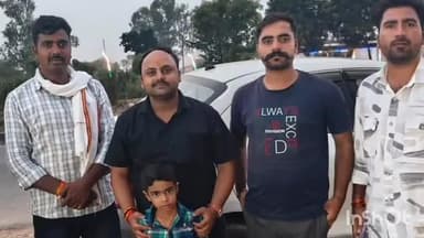 त्योंथर: युवा मोर्चा रीवा के जिलाध्यक्ष शिवेंद्र शुक्ला सोहागी पहुंचे, सरकारी योजनाओं का जायजा लिया