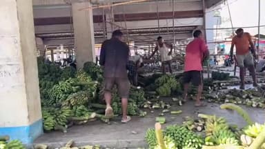 দুধনৈ: এচিয়াৰ সৰ্ববৃহৎ পাইকাৰী কলৰ বজাৰ ৰূপে খ্যাত দৰংগিৰিৰ কলৰ পাইকাৰী বজাৰত উখল-মাখল পৰিৱেশ