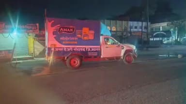 चिखली: अज्ञात वाहनाने दिली सिग्नलच्या खांबाला धडक! खांब कोसळले बुलढाणा शहरातील घटना