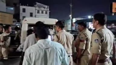 सोहागपुर: केलमनिया में दो पक्षों में मारपीट, 10 घायल, पुलिस ने अस्पताल पहुंचाया