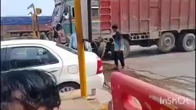रॉबर्ट्सगंज: लोढी टोल प्लाजा पर तेज रफ्तार ट्रक ने डिवाइडर में मारी टक्कर, बड़ा हादसा होते-होते बचा