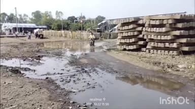 गुलाबगंज: गुलाबगंज में नागरिकों ने पंचायत से घोसुआ से रेलवे स्टेशन के बीच मार्ग सुधारने की मांग की
