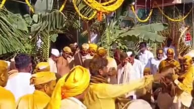 दक्षिण सोलापूर: तेलगाव सेना येथे ग्रामदैवत जकराया यात्रेनिमित्त भाविकांची मोठी गर्दी