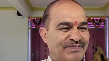 टिहरी: भाई-बहन के स्नेह का पर्व भैया दूज जनपद में पारंपरिक श्रद्धा और उत्साह के साथ मनाया गया