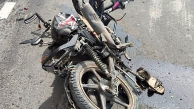 माढा: सोलापूर-पुणे महामार्गावर आकुंभे गावाजवळ एसटीची दुचाकीला धडक, जखमी दुचाकीस्वाराचा झाला मृत्यू