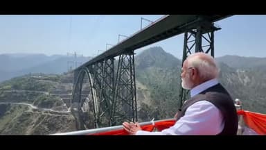 आपके शहर जालंधर में आयोजित हो रहा है रोजगार मेला।
देश के युवाओं को सरकारी नौकरियाँ देने के संकल्प के तहत, रोजगार मेले के समारोह में प्रधानमंत्री नरेन्द्र मोदी जी के नेतृत्व में 24 अक्टूबर, 2025 को सरकारी नौकरियों में चयनित 51000 से अधिक