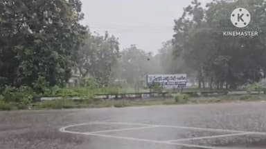 కూసుమంచి: ఖమ్మం రూరల్ మండలం తల్లంపాడులో దంచి కొట్టిన వర్షం