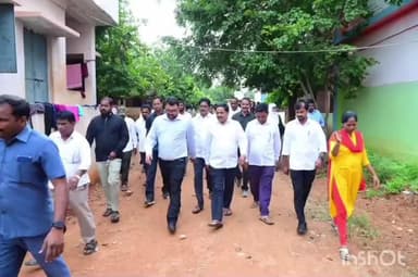 కల్వకుర్తి: కల్వకుర్తి ఆశ్రమ పాఠశాలను ఆకస్మికంగా తనిఖీ చేసిన నాగర్ కర్నూల్ కలెక్టర్ బాధావత్ సంతోష్