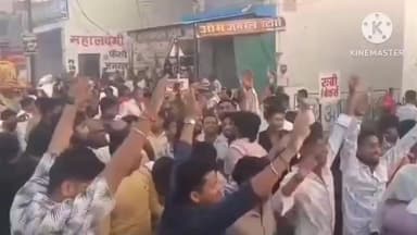 लवन नगर में हर्ष उल्लास के साथ गौरा गौरी का विसर्जन किया गया, बड़ी संख्या में ग्रामीण जन हुए शामिल