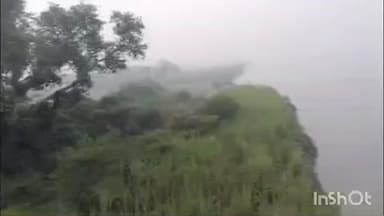 धौरहरा: पत्नी ने पति से नाराज होकर फंदे से लटककर की आत्महत्या, पति ने परिजनों के डर से पुल से शारदा नदी में लगाई छलांग
