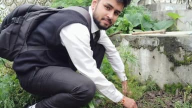 टिहरी: एसआरटी परिसर बादशाहीथौल में एक प्रशिक्षणार्थी ने पेड़ योजना के तहत किया वृक्षारोपण