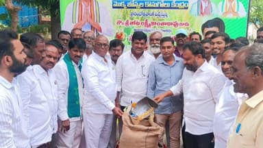 పిట్లం: పిట్లంలో వ్యవసాయ మార్కెట్ కమిటీ యార్డులో కొనుగోలు కేంద్రాలను ప్రారంభించిన ఎమ్మెల్యే తోట లక్ష్మీకాంతారావు