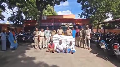 திருவெண்ணைநல்லூர்: அம்மாவாச பாளையம் பகுதியில் பெங்களூரில் இருந்து சரக்கு வாகனத்தில் குட்கா கடத்தி வந்த 3 பேர் கைது