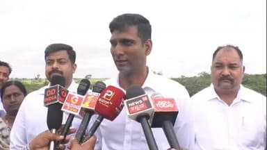 ವಿಜಯಪುರ: ಕನ್ನಡ ನಾಮಫಲಕ ಕಡ್ಡಾಯ ಜಾಗೃತಿ ಅಭಿಯಾನಕ್ಕೆ ಕಡ್ಡಾಯವಾಗಿ ಅಧಿಕಾರಿಗಳು ಭಾಗವಹಿಸಿ : ನಗರದಲ್ಲಿ ಡಿಸಿ ಡಾ.ಆನಂದ ಕೆ
