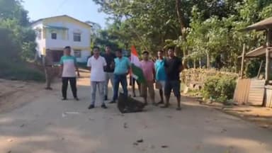 করবুক: করবোক বিধানসভা কেন্দ্রের অন্তর্গত ঘোরাকাপ্পা থেকে আইলমাড়া যাওয়ার পথে বন্ধের সমর্থনে পিকেটিং