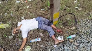 సూళ్లూరుపేటలో కోరమండల్ ఎక్స్ ప్రెస్ రైలు ఢీకొని వ్యక్తి మృతి