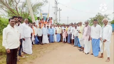 ಕುಕನೂರ: ಮಂಗಳೂರು ಗ್ರಾಮದಲ್ಲಿ ವೀರರಾಣಿ ಕಿತ್ತೂರು ಚೆನ್ನಮ್ಮ ಸರ್ಕಲ್ ನಲ್ಲಿ ರಾಷ್ಟ್ರಮಾತೆ ಬೆಳ್ಳಿ ಚುಕ್ಕಿ ತಾರೆ ರಾಣಿ ಚೆನ್ನಮ್ಮ ಜಯಂತಿ ಆಚರಣೆ