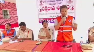 కోరుట్ల: పోలీస్ అమరుల త్యాగాలు మరువలేనివి : కోరుట్ల పోలీస్ స్టేషన్ ఆవరణలో రక్తదానశిభిరంలో మెట్ పల్లి డిఎస్పి రాములు