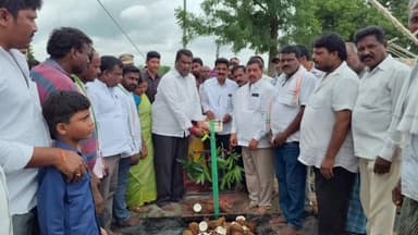 ధర్మపురి: వడ్ల కొనుగోలు కేంద్రాల్లో ఎలాంటి ఇబ్బందులు ఉన్నా మీ అన్నగా నాదే బాధ్యత,” అని మంత్రి అడ్లూరి లక్ష్మణ్ కుమార్