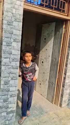 Block क्यों किया
Wait for end 😅
#viral #funny #comedy #instagram #instagood #short #trendingreels #waitforend