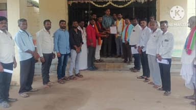 ಯಲಬರ್ಗ: ತಾಲೂಕಿನಲ್ಲಿ ಶೇ.80 ರಷ್ಟು ರೈತರು ಮೆಕ್ಕೆಜೋಳ ಬೆಳೆ ಬೆಳೆದಿದ್ದು ಬೆಲೆ ಇಳಿಕೆಯಿಂದಾಗಿ ರೈತರಿಗೆ ಸಂಕಷ್ಟ ಪರಿಹಾರಕ್ಕೆ ಪಟ್ಟಣದಲ್ಲಿ ಒತ್ತಾಯ