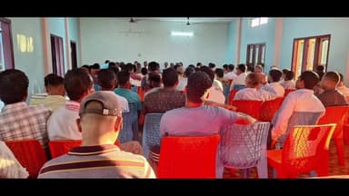 বাক্সা: তামুলপুৰ জিলা ইউপিপিএলৰ দলৰ কাৰ্যনিৰ্বাহক সভাত ইউপিপিএলৰ  সভাপতি প্ৰমোদ বড়ো