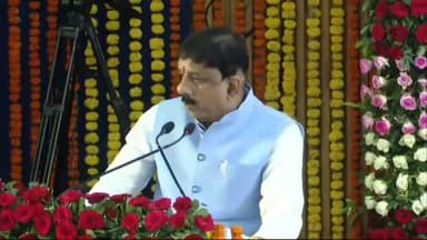 माननीय प्रधानमंत्री के रोजगार सृजन के संकल्प को साकार करते हुए आज भोपाल, मध्य प्रदेश में 17वें #RozgarMela का आयोजन किया गया | भोपाल में आयोजित मेले में विभिन्न सरकारी विभागों में चयनित 250 चयनित अभ्यर्थियों को नियुक्ति पत्र प्रदान किए गए ।