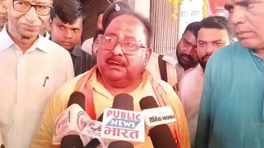 नौतन: नारायण प्रसाद का प्रशांत किशोर पर हमला, कहा- “बरसाती मेंढक हैं, चुनाव बाद नहीं दिखेंगे”
