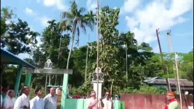 খুমটাই: কমাৰগাঁৱত কমাৰগাঁও আঞ্চলিক সাহিত্য সভাৰ ৪১সংখ্যক প্ৰতিষ্ঠা দিৱস পালন, তিনিশতাধিক মহিলা সমস্বৰে গালে মায়াবিনীৰ ৰাতিৰ বুকত