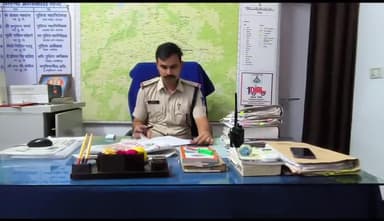 नौरोजाबाद: तेज व लापरवाही से वाहन चलाने पर आरोपी चालक के खिलाफ नौरोजाबाद थाने में मामला दर्ज