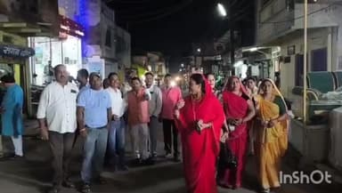 *लोकेशन बिजयरावगढ़*
नगर परिषद और पुलिस की सराहनीय पहल से पहली बार सुकून से मना रहे नगर के लोग त्योहार