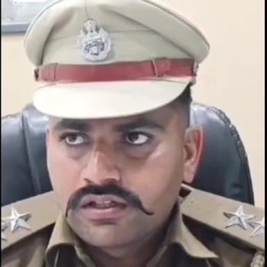 राजगढ़: डोरोलीनाका पर पुलिस ने आंदवाडी रोड़ पर सरपट दौड़ते हुए पत्थरों से भरे ट्रैक्टर-ट्रॉली को किया ज़ब्त, चालक फरार