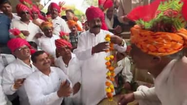 खातेगांव: दीपावली के बाद खातेगांव मंडी में शुभ मुहूर्त में नीलामी कार्य प्रारंभ हुआ