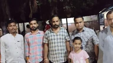 सोहागपुर:तनिष्का ज्वेलर्स संचालक रत्नेश सोनी जी द्वारा पिताजी की पुण्यतिथि पर समिति को ₹11000 नगद एवं जरूरतमंदों को भोजन