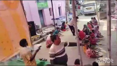 খাতড়া: কালীপুজোর আনন্দে ঐক্যের ভোজ, শিকরাবাইদে দু’হাজার মানুষের পংক্তিভোজন