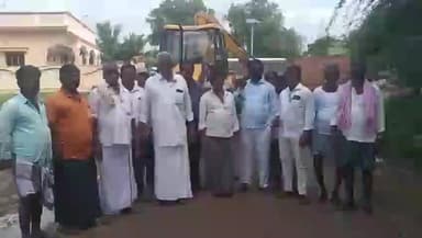 వడ్డేపల్లి: రోడ్డు పాడు చేసిన కాంట్రాక్టర్ పై చర్యలు తీసుకోవాలని పైపాడు గ్రామస్తులు ఆవేదన