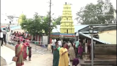 ఖమ్మం అర్బన్: నాగుల చవితి పర్వదినం సందర్భంగా ఆలయాల వద్ద భక్తుల సందడి