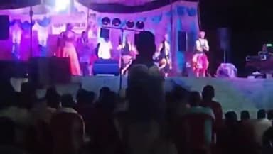 मगरलोड: सांस्कृतिक कार्यक्रम में उमड़ी ग्रामीणों की भीड़, सुरक्षा को लेकर पुलिस बल रहा तैनात