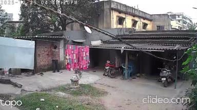 मकान मालिक के साथ मारपीट गाली गलौज और जबरदस्ती अवैध रूप से बिजली चोरी करते उत्तम बेरा और उसकी पत्नी सोनाली बेरा ।