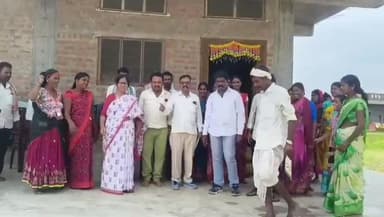 రాజంపేట: ఫారెస్ట్ అధికారి బాబాపై ఎస్సీ,ఎస్టీ అట్రాసిటీ కేసు పెట్టి అరెస్టు చేయాలన్న గిరిజన  సంఘం రాష్ట్ర అధ్యక్షులు ఎం.ధర్మనాయక్