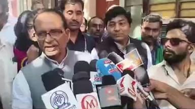 அணைக்கட்டு: விவசாயிகளின் பட்டியல் தயாரித்து அரசுக்கு அனுப்பி வைக்குமாறு முதலமைச்சருக்கு நாளை கடிதம் எழுத இருப்பதாக உழவர் நலத்துறை அமைச்சர் ப