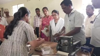 திருக்கழுக்குன்றம்: கீரப்பாக்கத்தில் உள்ள அரசு நேரடி நெல் கொள்முதல் நிலையத்தில் மத்திய குழு ஆய்வு,