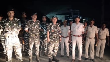 कुरसाकांटा: भारत-नेपाल सीमा पर SSB ने संयुक्त रात्रि गश्ती अभियान चलाया, चुनाव को लेकर बढ़ाई गई चौकसी