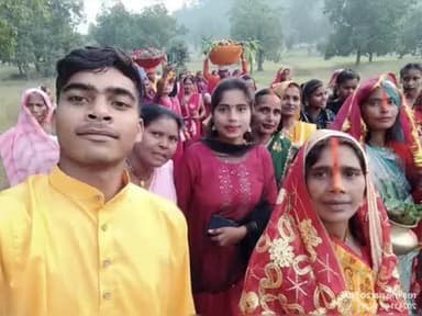 छठ महापर्व की धूम — महुली, कोल्हूआ, शाहिद सहित आसपास के गांवों में श्रद्धा और आस्था का माहौल