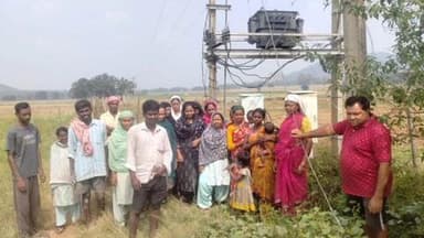 अल्बर्ट एक्का (जारी): ट्रांसफार्मर खराब होने से 3 महीने से अंधेरे में रहने को विवश हैं ग्रामीण