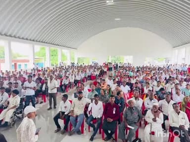 पारनेर: निलेश लंके अपंग कल्याणकारी प्रतिष्ठान यांच्या संयुक्त विद्यमाने राज्यस्तरीय दिव्यांग वधू-वर परिचय मेळाव्याचे आयोजन केल.