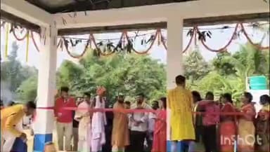 হীরবাঁধ: তিরশূলিয়ায় পঞ্চায়েতের উদ্যোগে নতুন মুক্তমঞ্চের উদ্বোধন