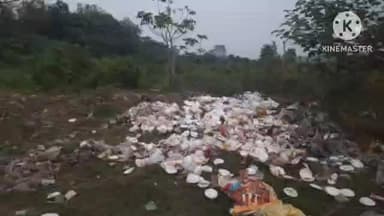 বাঁকুড়া ১: বাঁকুড়া শহরের লোকপুর মহাশ্মশানে যে মেলা বসেছে সেখানের আবর্জনা দারেকেশ্বর নদীতে ফেলা হয়েছে, ফলে সমস্যায় স্থানীয়রা