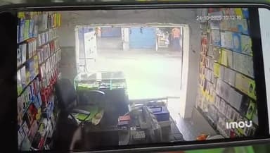 ye ladaka shubham shinde hai 20 saal ka hai 24/10/25 ko pithampur Eichar chouk se lapata hai 9285486647 contact kare